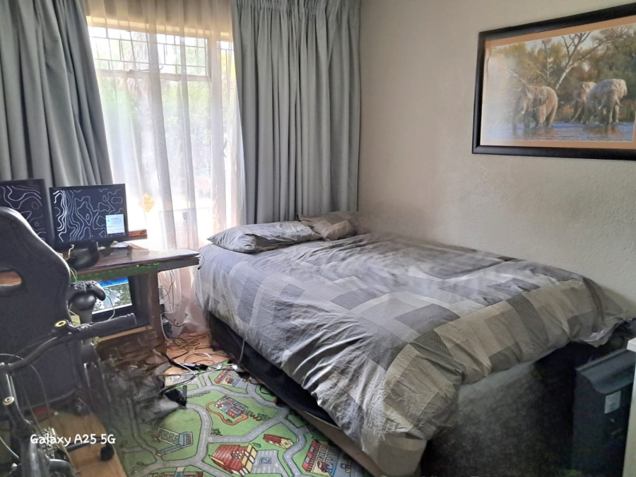 3 Bedroom Property for Sale in Vaalpark Free State